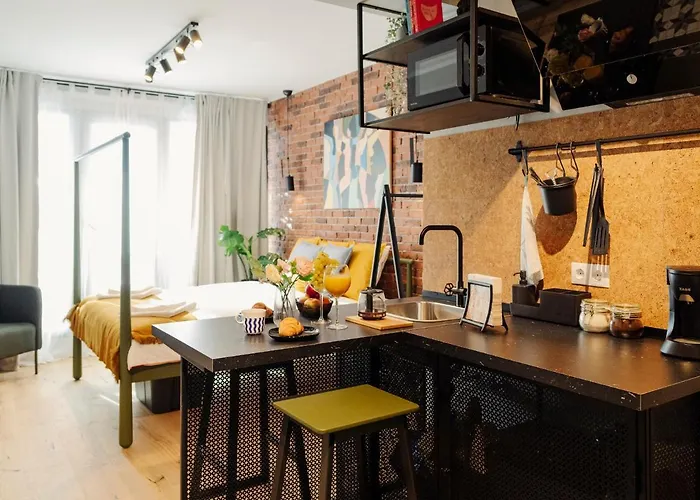 Les Charmes D'elisabeth Apartment *