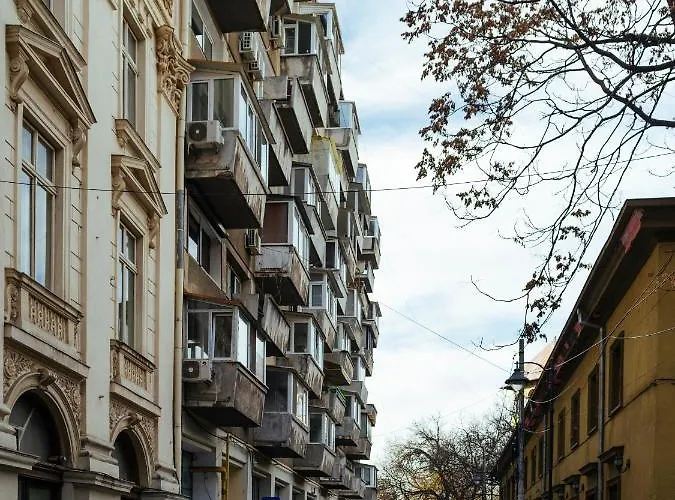 Les Charmes D'elisabeth *